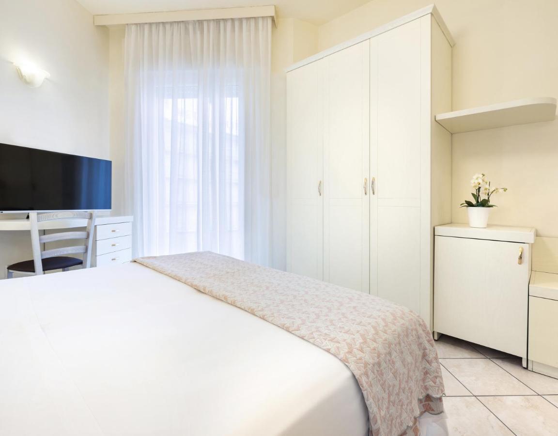 Quadruple Room Sea View,1399917803:JPEG